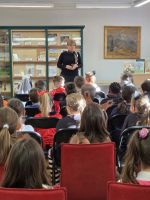 fa48f053 68d0 469f b515 257a490a646e